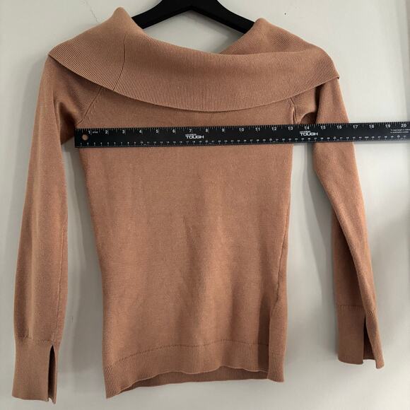 BCBG MAX AZRIA Off the Shoulder Sweater Fold Over Size Small Tan Brown - Picture 4 of 6